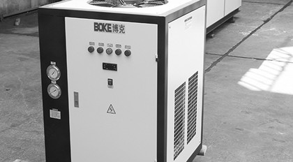 冬季工業(yè)冷水機(jī)該怎么維修?